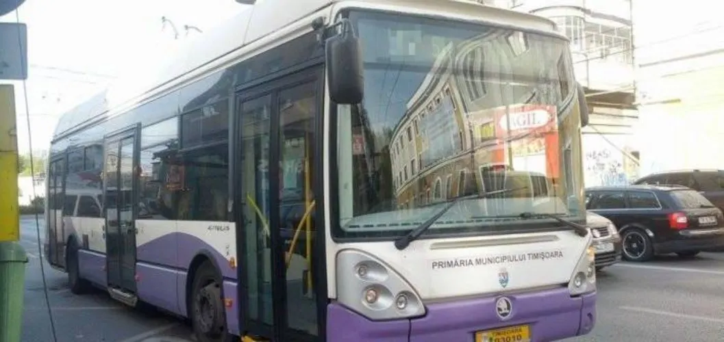 Traseele a două mijloace de transport  în comun au fost prelungite