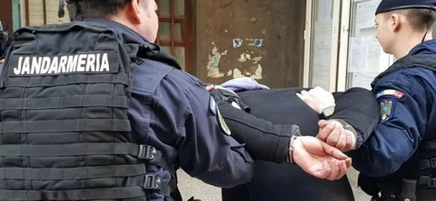 Tânăr prins cu droguri asupra sa de jandarmii din Timiș