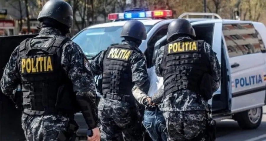 Contrabandiști prinși de polițiști în Timiș și alte două județe. Ce au găsit oamenii legii după mai multe percheziții?