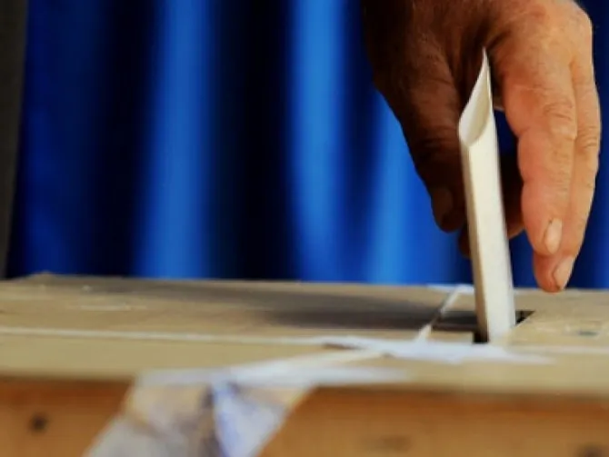 Pregătiri pentru referendum: cursuri suspendate