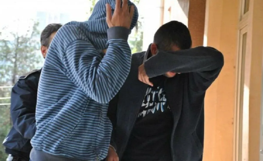 Au ajuns după gratii la câteva ore după ce au jufeuit un bărbat în Timiș