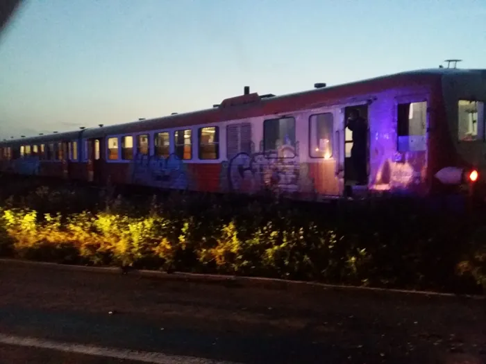 Accident în Timiș. Un microbuz a fost lovit de tren