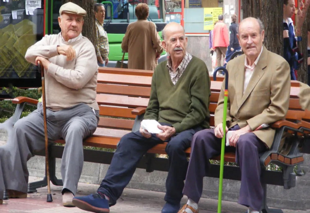 Oamenii din trei localități din Timiș vor ieși mai repede la pensie din cauza poluării din zonă
