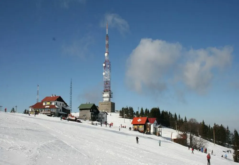 Vești rele pentru iubitorii sporturilor de iarnă: vreme prea blândă în Banat
