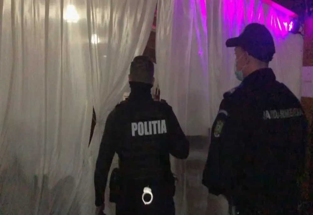 O nuntă cu peste 40 de invitaţi, întreruptă de poliţiştii timișeni