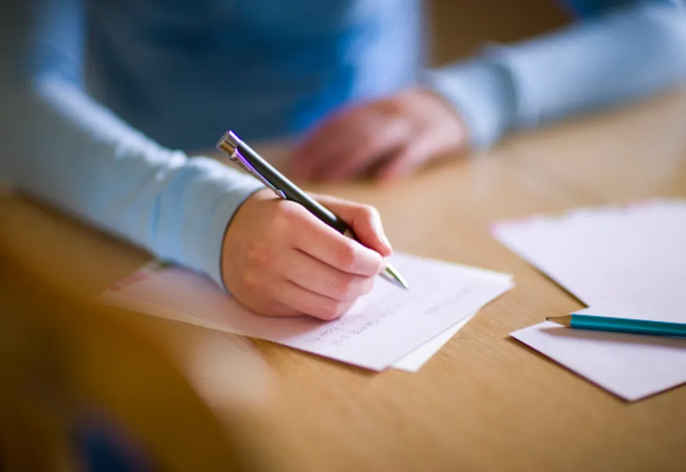 Peste 1300 de documente privind şederea sau rezidenţa pe teritoriul României, emise într-o săptămână