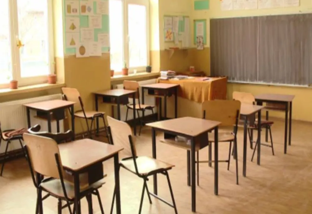 Şcoli din Timişoara închise din cauza frigului din clase