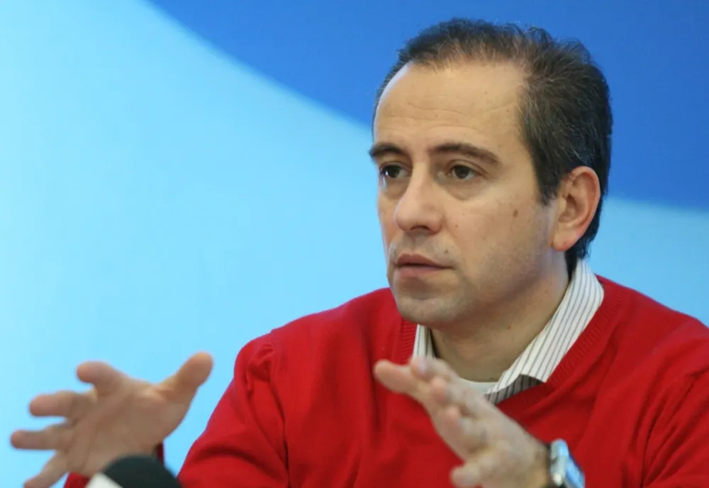 Timiş: Subprefectul Ovidiu Drăgănescu găzduieşte o familie de refugiaţi ucraineni, cu doi copii