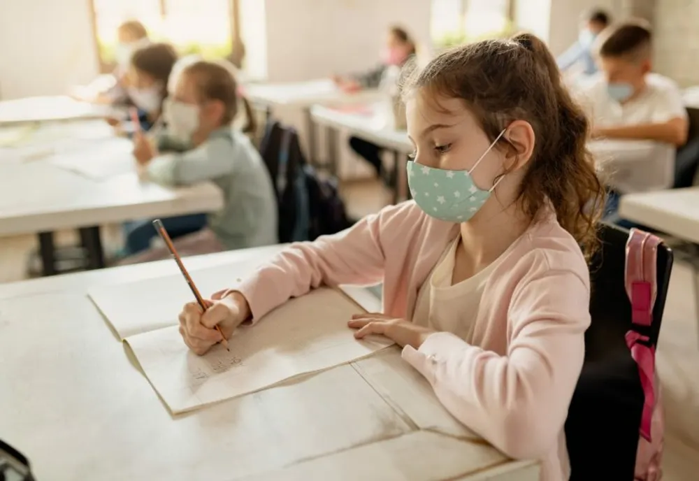 Consiliul Naţional al Elevilor: Măsurile de relaxare a restricţiilor COVID să fie atent analizate ca să se evite noi focare
