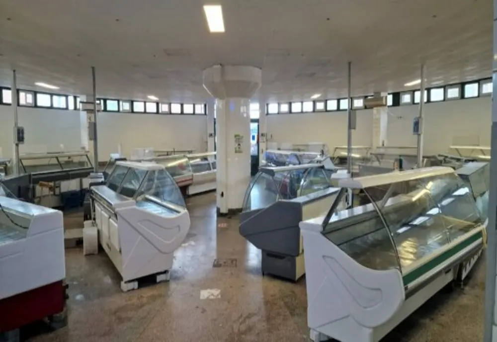 Hala de Lactate și Carne din Badea Cârțan a fost redeschisă pentru cumpărători