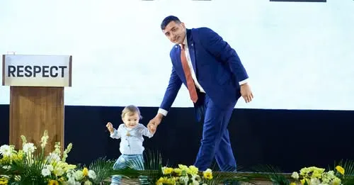 AUR LANSEAZĂ UN APEL PENTRU " RENAȘTEREA MORALĂ": PE 18 MAI, VOTĂM PENTRU SUFLETUL ROMÂNIEI