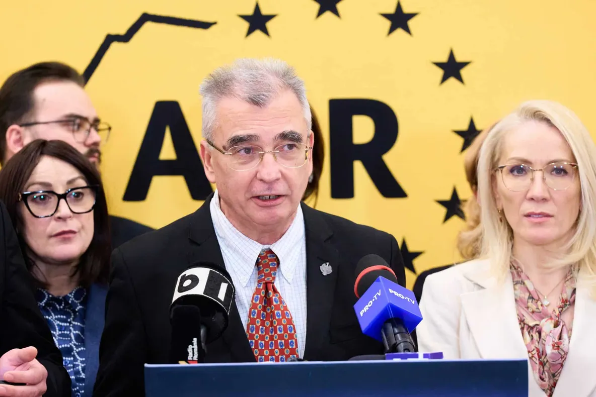 PETRIȘOR PEIU (AUR): " NICUȘOR DAN A TRANSFORMAT COTROCENIUL ÎN SEDIUL SUPERMAKETURILOR!"