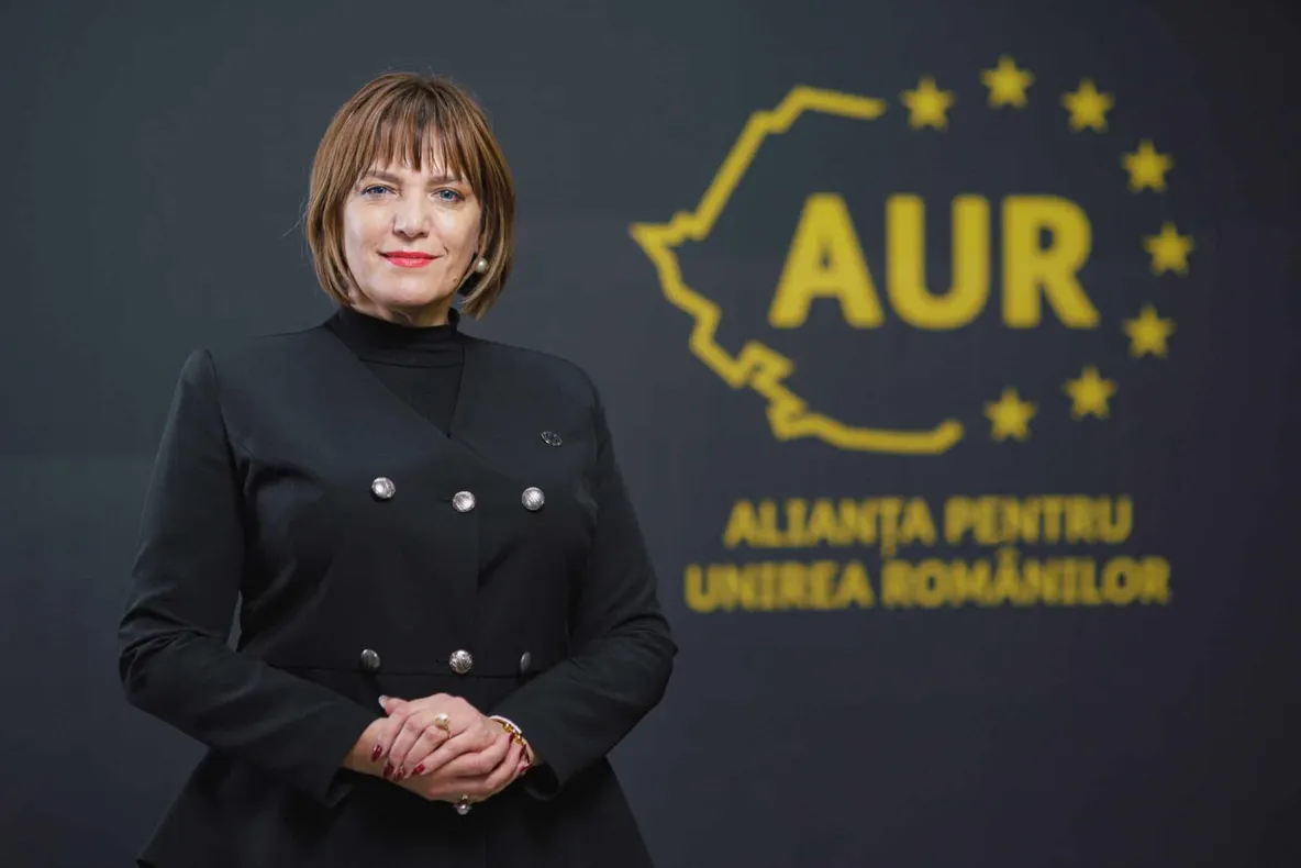 CRISTINA-EMANUELA DASCĂLU (AUR): " EMINESCU TREBUIE RESTITUIT ELEVILOR ȘI STUDENȚILOR"