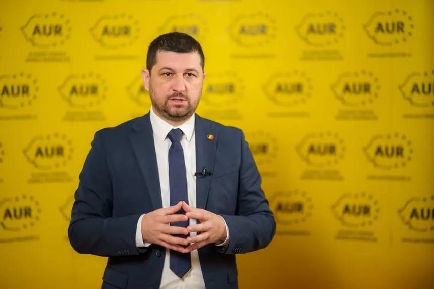 MARIUS LULEA (AUR): " ROMÂNIA ESTE COMPLET BLOCATĂ! FĂRĂ GUVERN, FĂRĂ DECIZII, CU UN PREȚ URIAȘ PENTRU ROMÂNI"