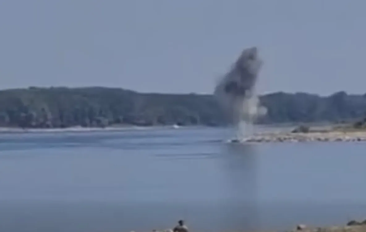 Misiune ratată la Izvoarele, pe Dunăre: stânca nu a cedat, militarii reiau detonările luni – VIDEO