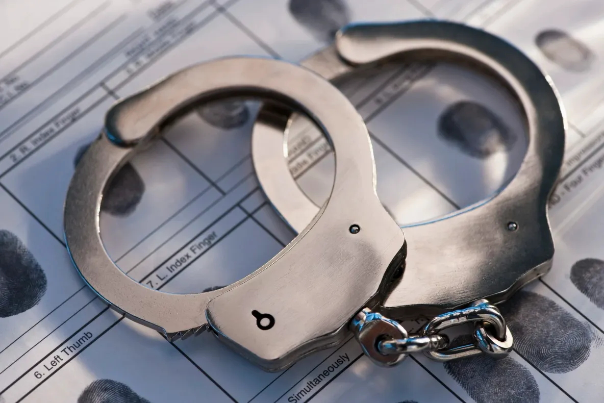 Fals polițist, reținut în Timișoara: a cerut 1.500 de lei unei șoferițe, amenințând-o că îi reține permisul