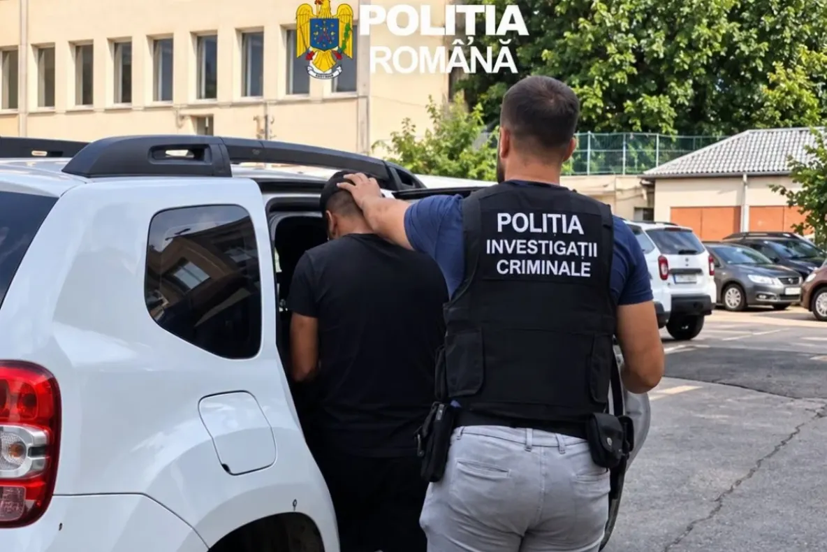 Elev de clasa a VIII-a, cercetat pentru portul unui cuțit la școala din Timișoara