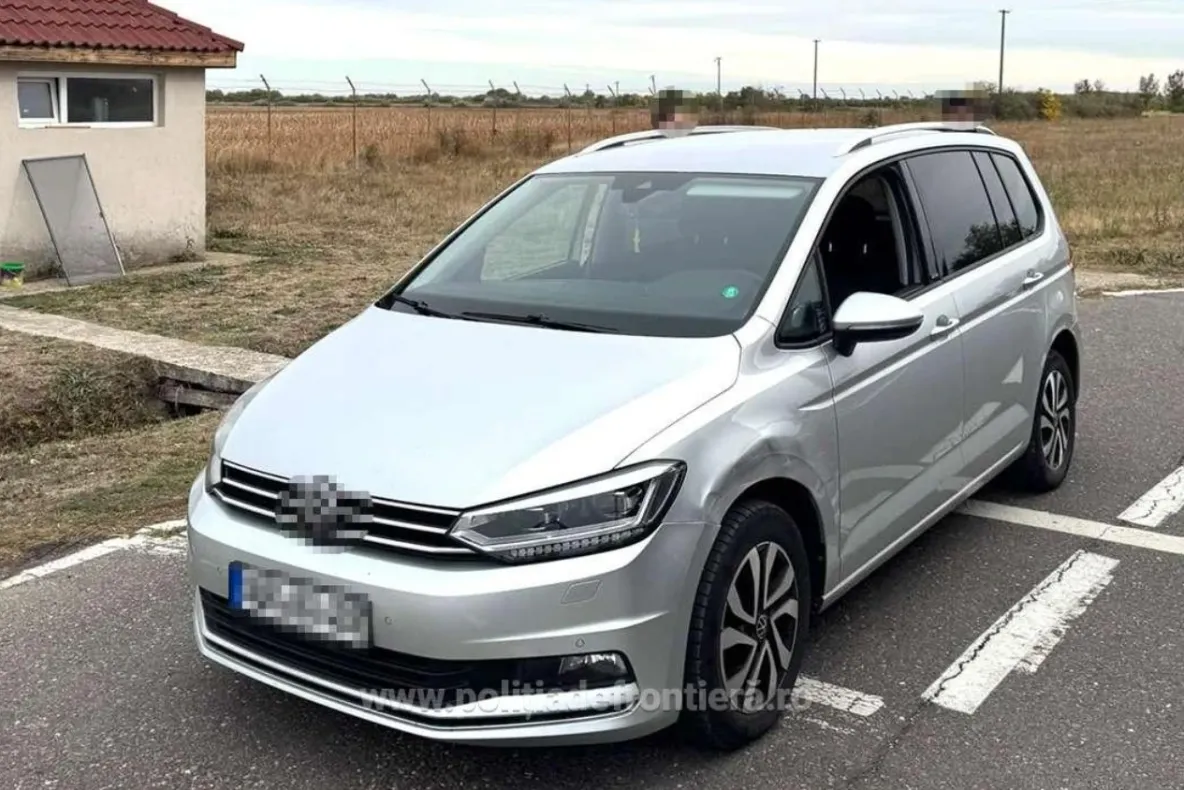 Autoturism în valoare de 27.000 de euro reținut la frontiera din Timiș