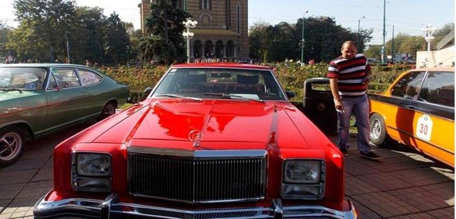 Bijuterii pe patru roți într-o expoziție devenită tradiție la Timișoara