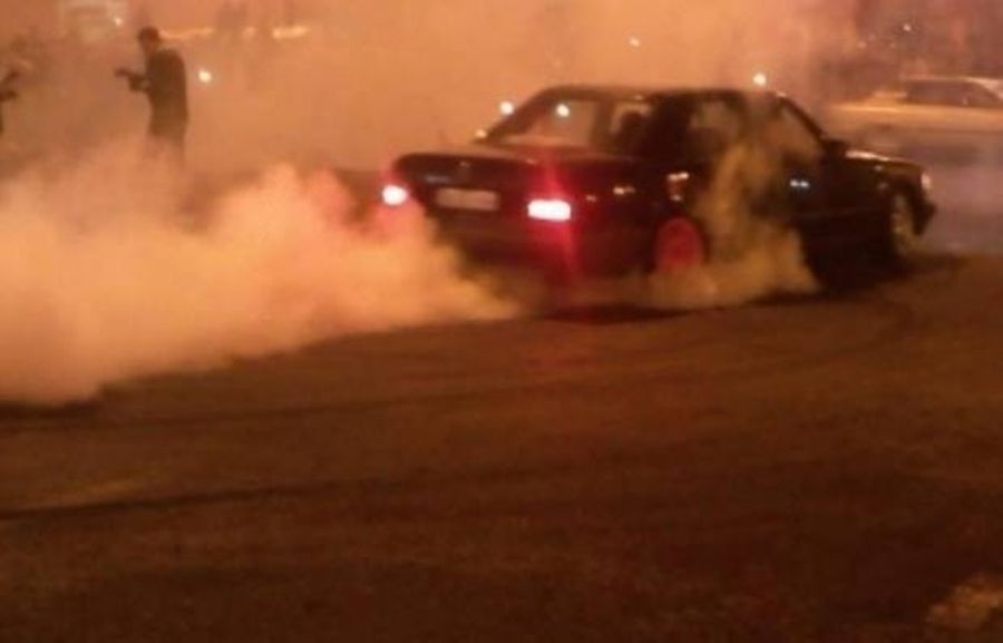 S-a crezut pilot de raliu pe un bulevard mare din Timișoara. Aventura unui tânăr întreruptă de polițiști