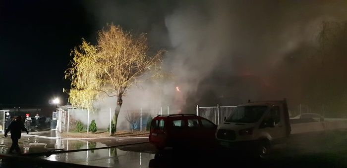 Incendiu violent la marginea Timișoarei