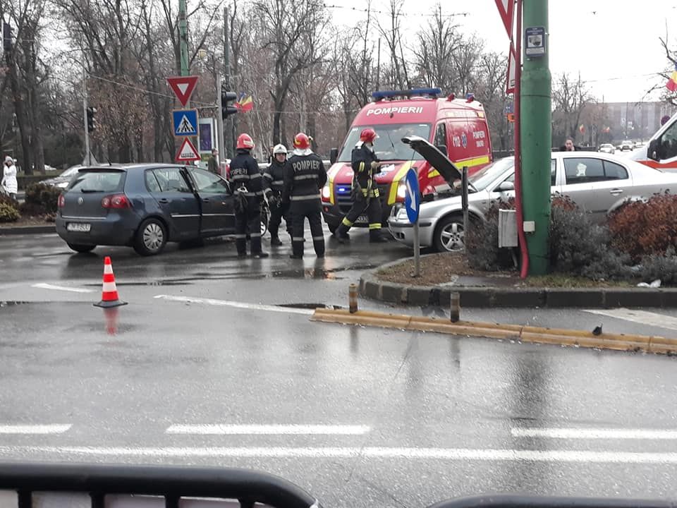 Accident în intersecția de lângă Catedrală
