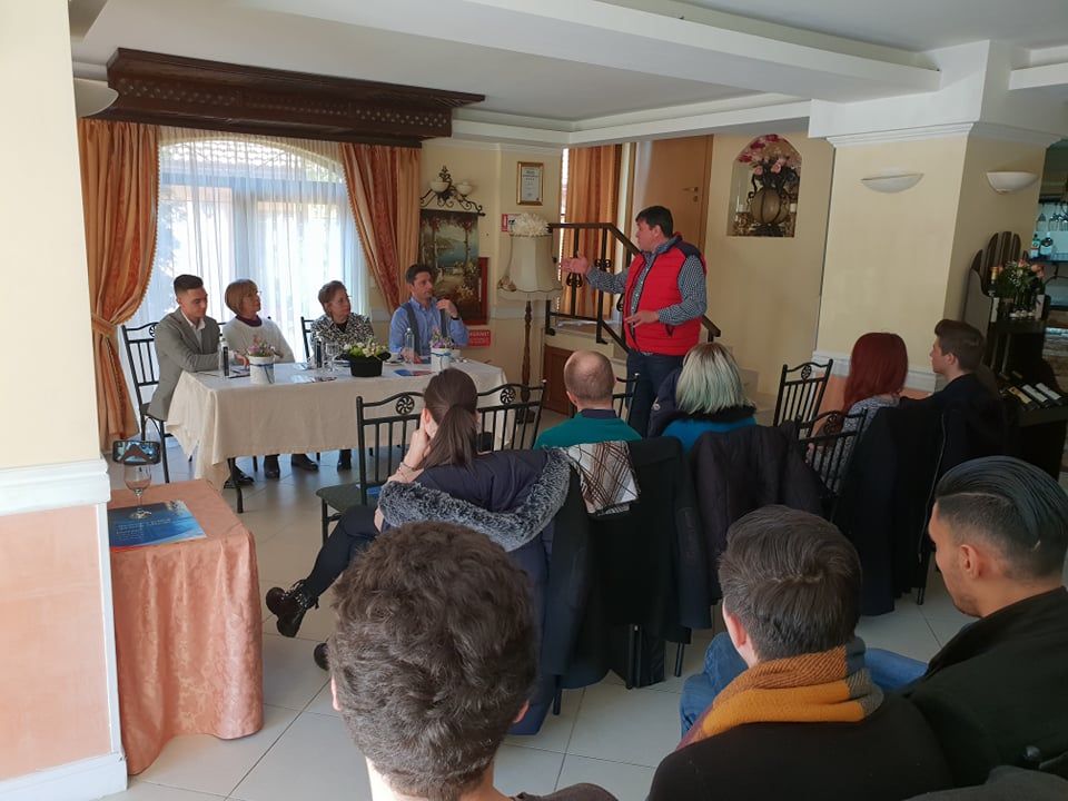 Dezbatere Pro România pe teme culturale