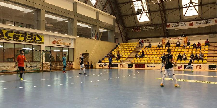 Campioana en-titre pierde teren în apărarea titlului. Informatica Timișoara învinsă în startul play-off-ului