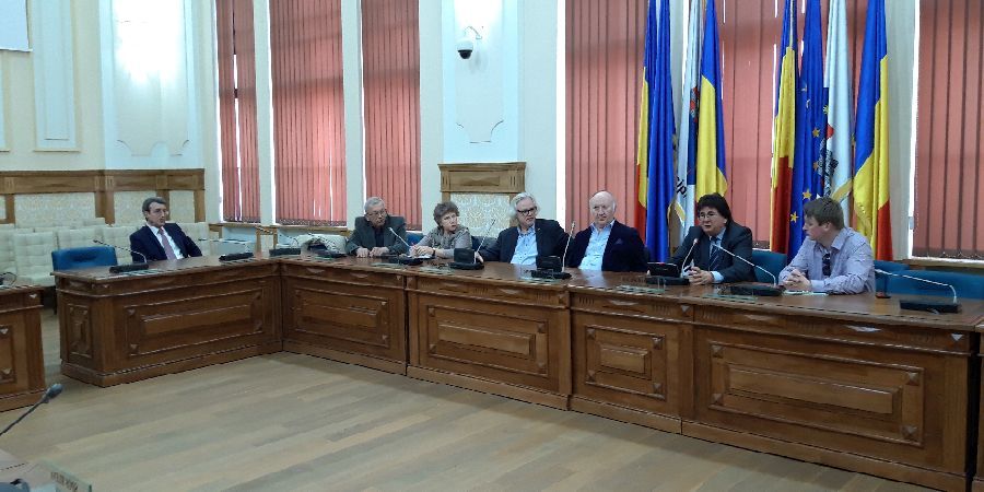 Crize în democrație în discuție la Timișoara