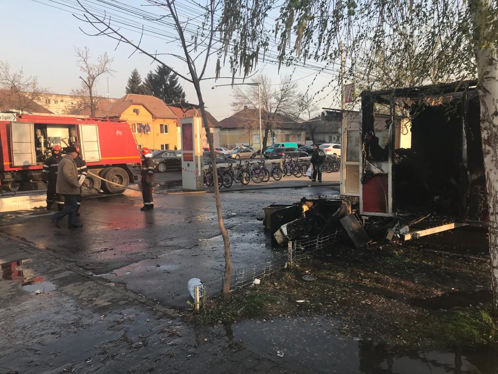Langoșerie cuprinsă de flăcări, la Timișoara