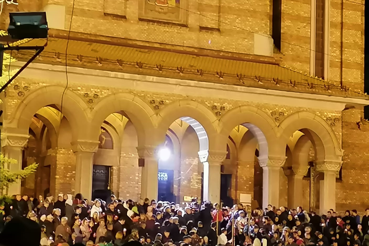 Hristos a Înviat!  Sărbătoare luminată la Timișoara