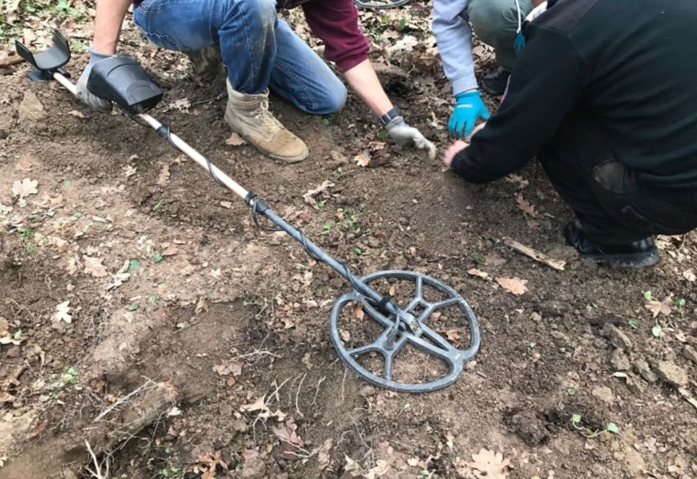 Căutători de comori prinși în Timiș