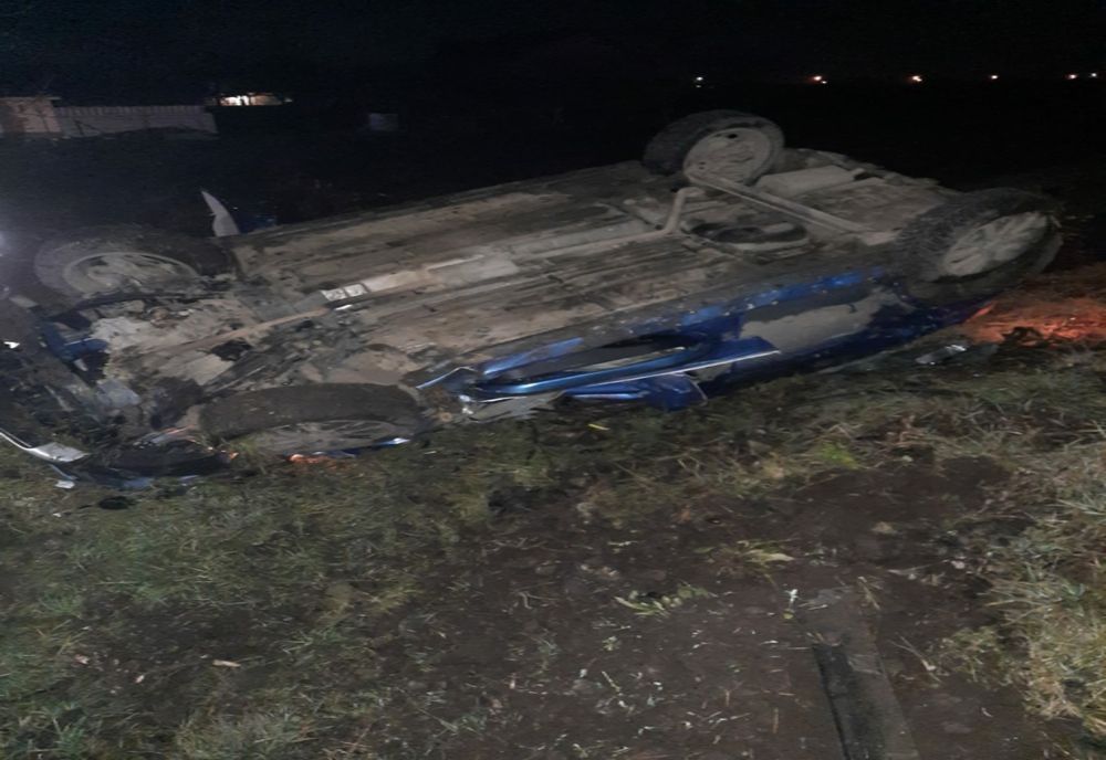 Mașină lovită de tren, șoferița a ajuns în stare gravă la spital