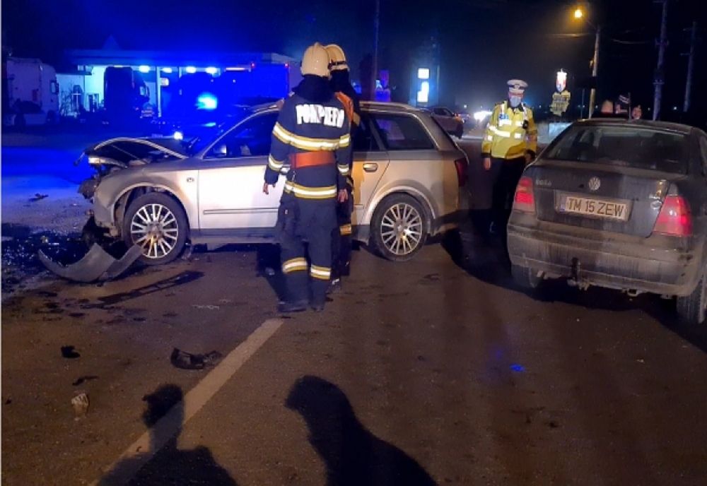 Accident cumplit pe o șosea din Banat. Oameni răniți