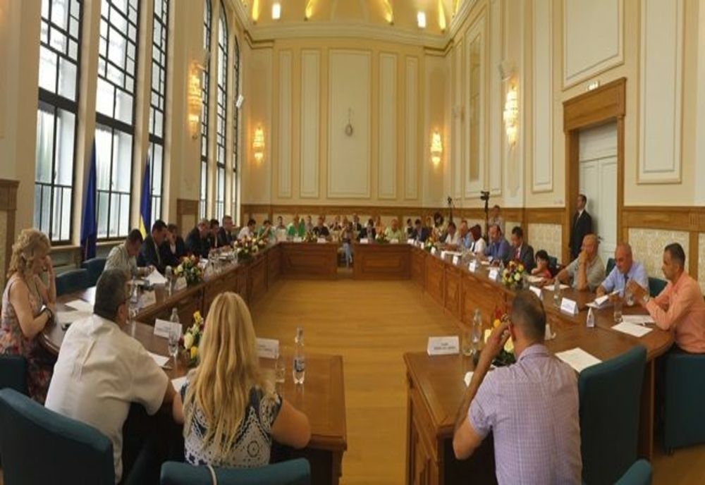 CL Timișoara a anulat hotărârile privind publicarea domiciliului și studiilor reprezentanților municipalității