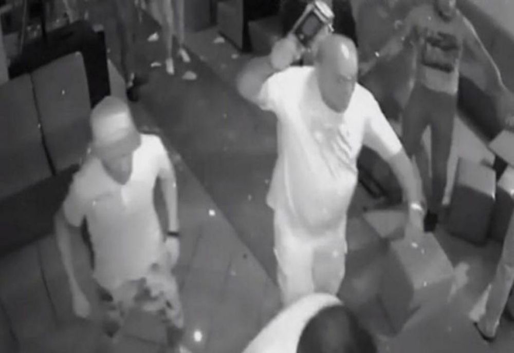 VIDEO Scene halucinante într-un club din Timișoara. Petrecăreții s-au bătut ca-n filme