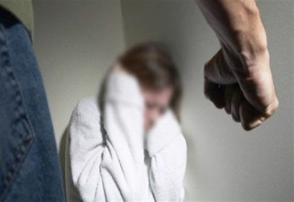 Reținut după încălcarea ordinului de protecție: a mers la soție și a început să o înjure și să o amenințe