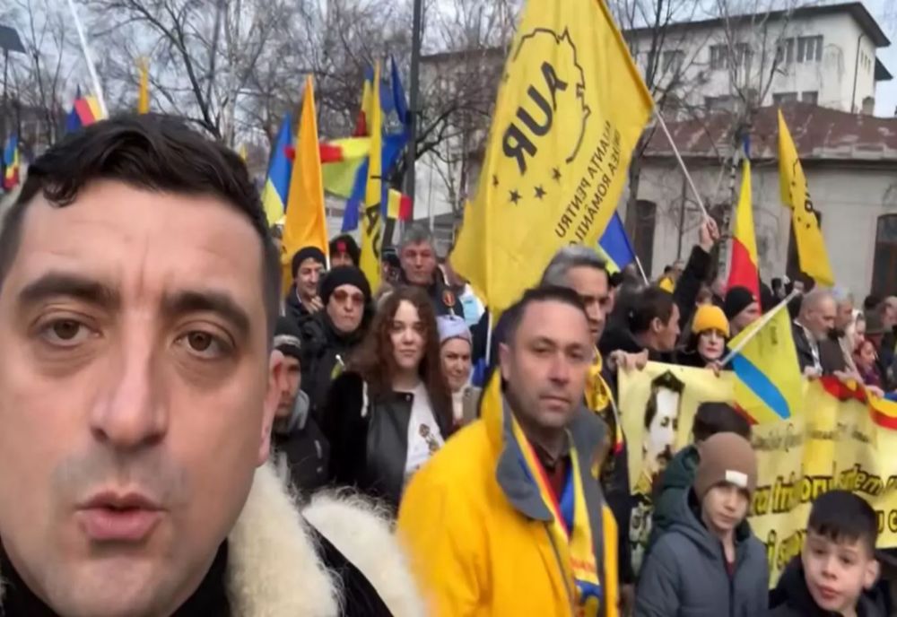 PROTEST AUR ÎN PRIMA ZI A SESIUNII PARLAMENTARE; SIMION: AUR NU VA VOTA PROIECTUL DE BUGET, VINE CU UN BUGET ALTERNATIV