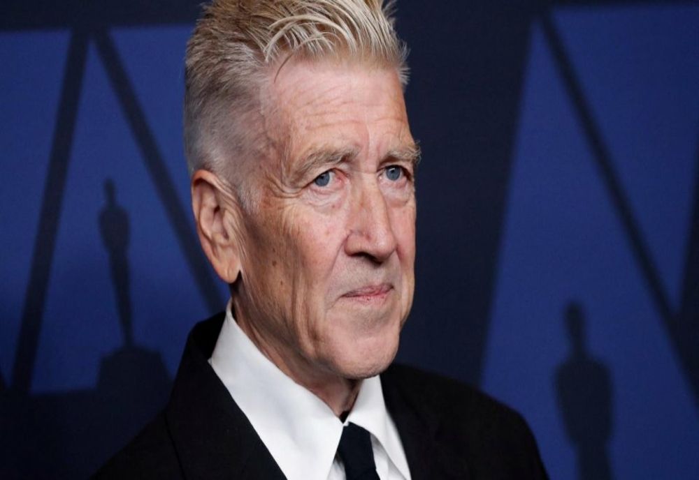 A MURIT REGIZORUL DAVID LYNCH