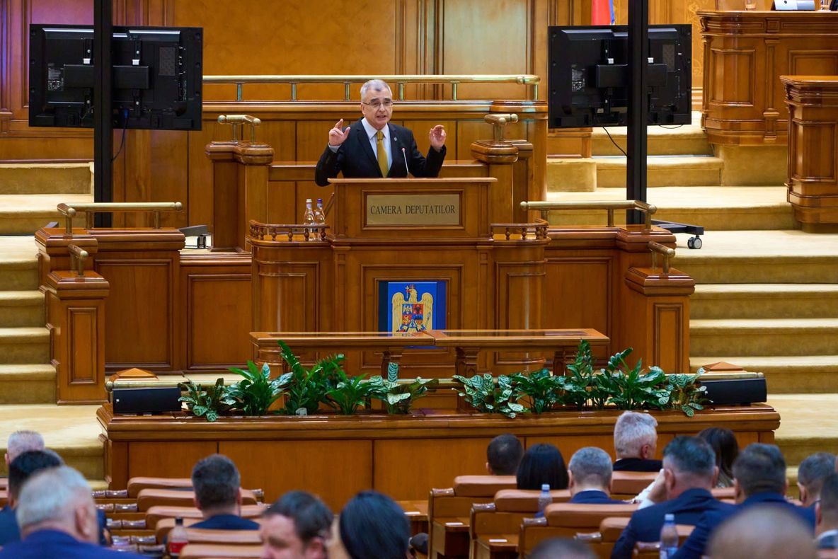 OPOZIȚIA: LEGEA APĂRĂRII GRĂBITĂ SUBMINEAZĂ PARTENERIATELE STRATEGICE ALE ROMÂNIEI