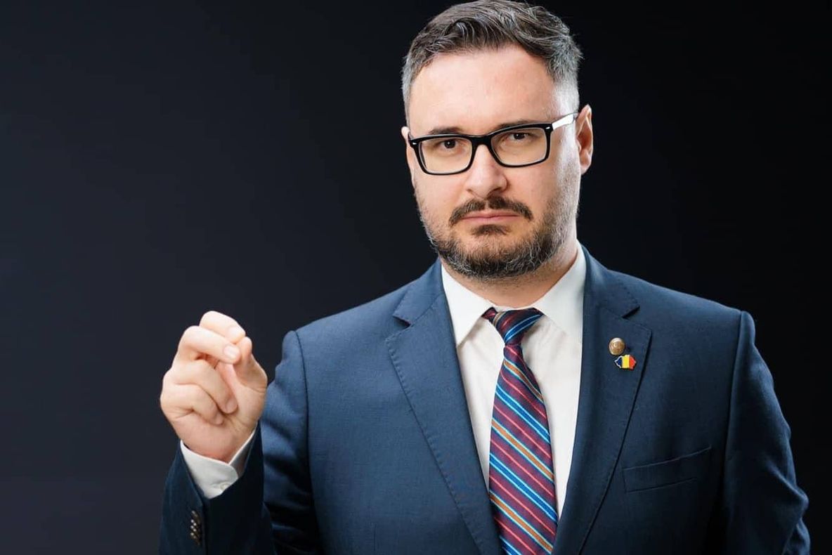 DAN TANASĂ (AUR): " MAI RESPECTĂ CINEVA LEGEA ÎN ȚARA ASTA?"