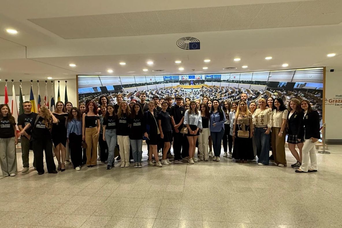 GEORGIANA TEODORESCU (AUR) PROMOVEAZĂ EXCELENȚA ÎN EDUCAȚIE LA BRUXELLES