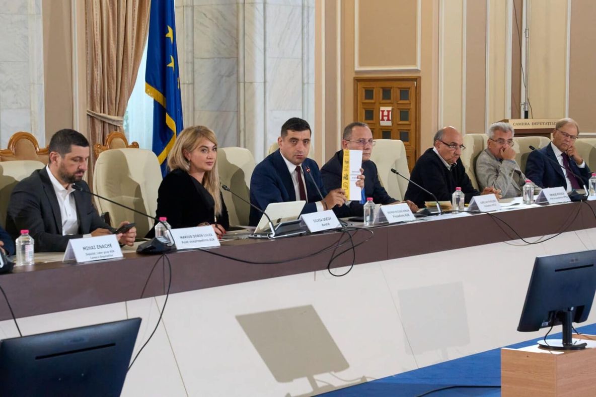 PETIȚIE AUR PRIVIND LOVITURA DE STAT DIN NOIEMBRIE 2024: SE CERE SUSPENDAREA PREȘEDINTELUI NICUȘOR DAN