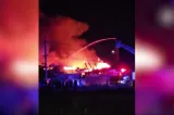 Incendiu la un complex social. Un bărbat a murit