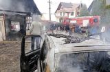 Mai multe autoturisme au luat foc într-o parcare din centrul orașului Timișoara