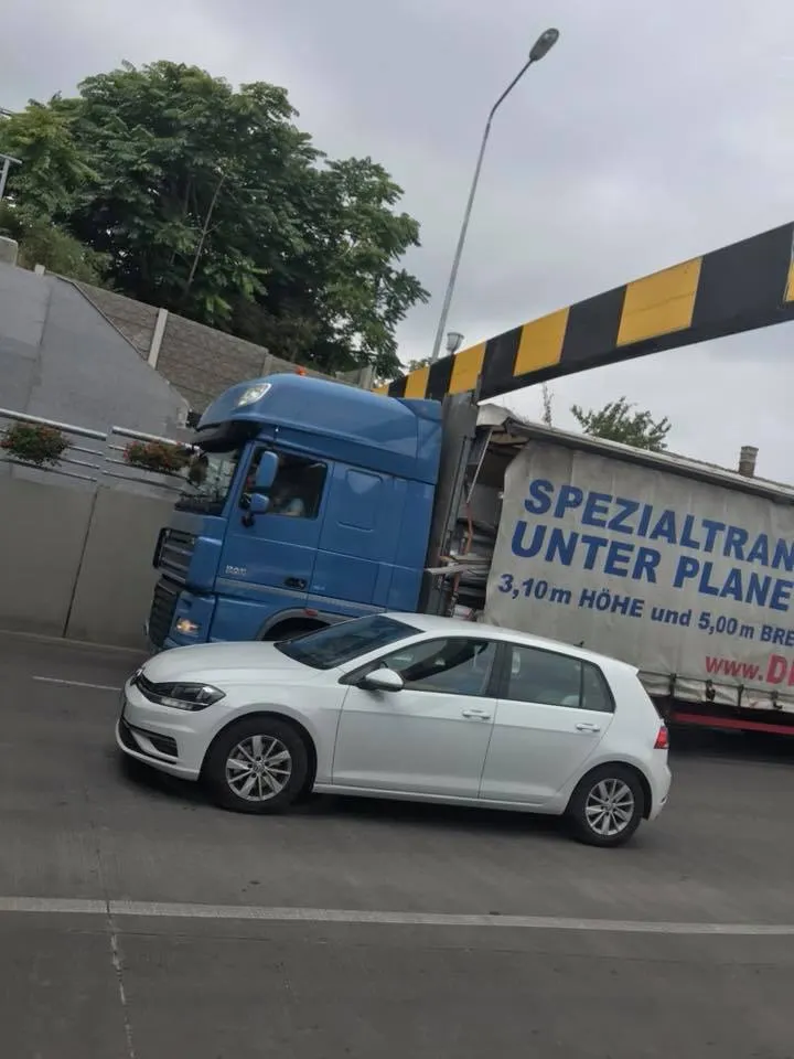 tir blocat