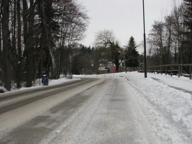 gheata pe strada