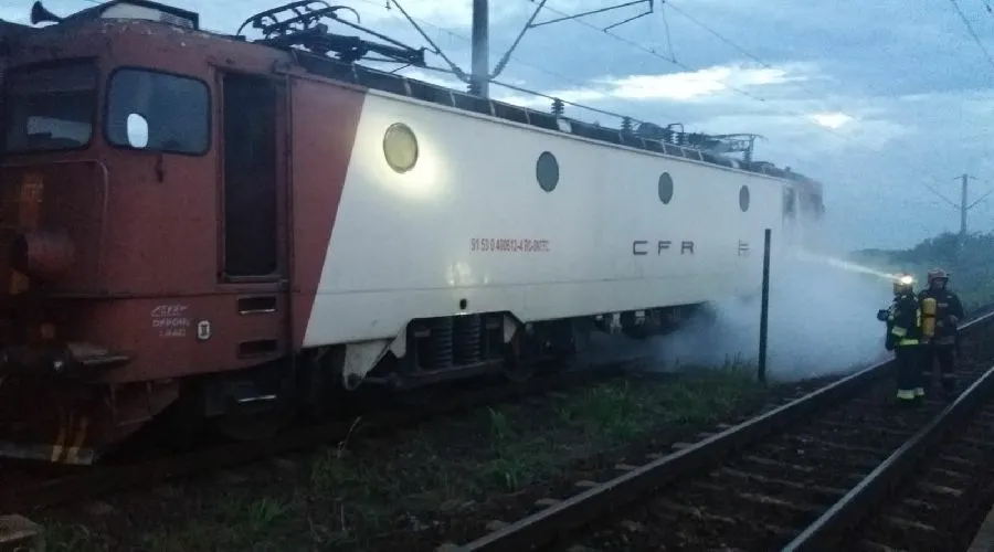 locomotiva-incendiu-recas (2)