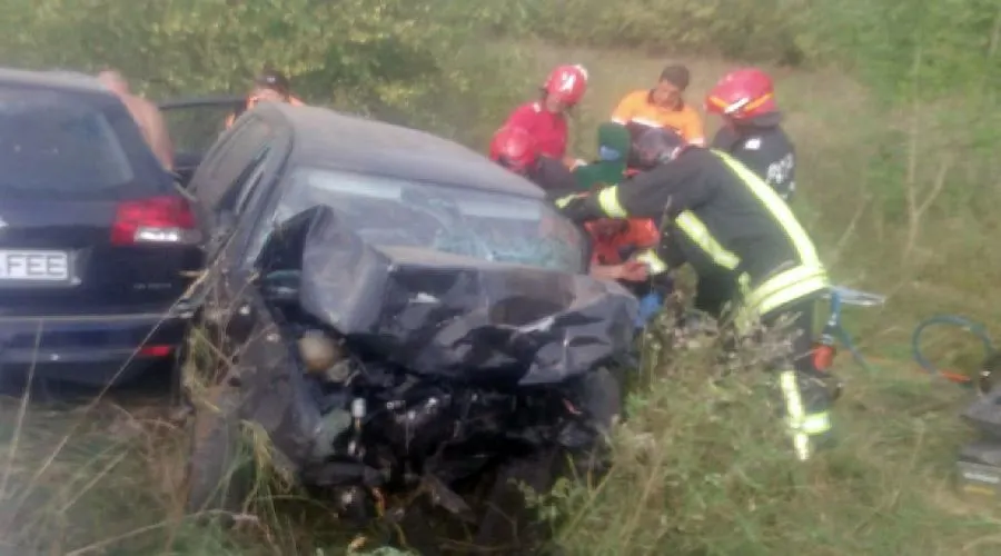 accident-Tipari-Costeiu (1)