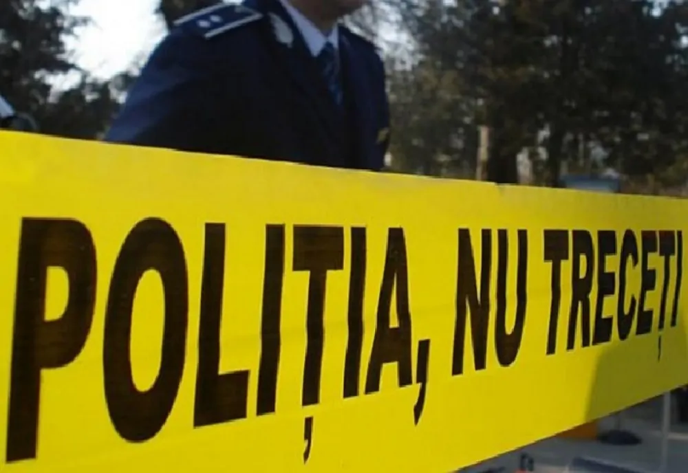 Un bărbat s-a aruncat de la etaj, la Lugoj, imediat după ce a fost consultat de medici
